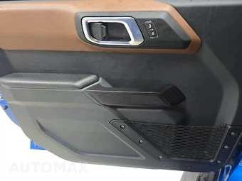 2024 Ford Bronco Outer Banks - miniatura 9