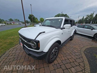 2024 Ford Bronco Outer Banks