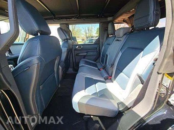 2024 Ford Bronco Outer Banks - miniatura 14