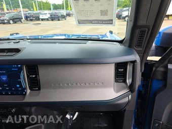 2024 Ford Bronco Outer Banks - miniatura 16