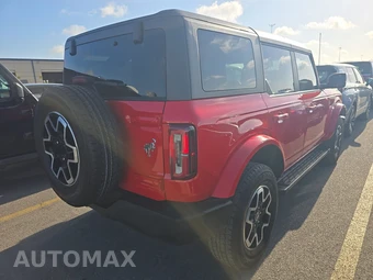 2024 Ford Bronco Outer Banks - miniatura 4