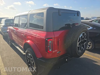 2024 Ford Bronco Outer Banks - miniatura 6