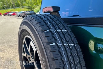 2024 Ford Bronco Outer Banks - miniatura 20