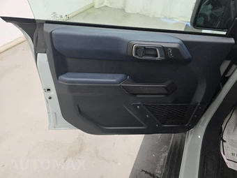 2024 Ford Bronco Outer Banks - miniatura 9