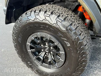 2024 Ford Bronco Raptor - miniatura 8