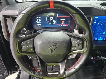 2024 Ford Bronco Raptor - miniatura 10