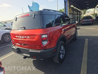 2024 Ford Bronco Sport Badlands - miniatura 4
