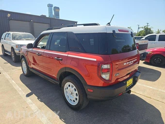 2024 Ford Bronco Sport Heritage - miniatura 2