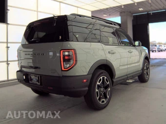 2024 Ford Bronco Sport Outer Banks - miniatura 4