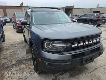 2024 Ford Bronco Sport Outer Banks - miniatura 3