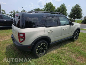 2024 Ford Bronco Sport Outer Banks - miniatura 3