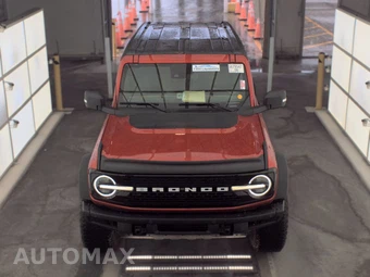 2024 Ford Bronco Wildtrak Advanced - miniatura 2