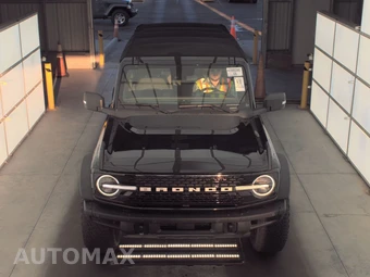 2024 Ford Bronco Wildtrak Advanced - miniatura 2