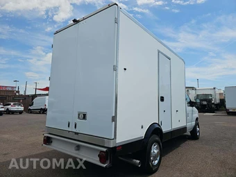 2024 Ford E-350 Cutaway - miniatura 3