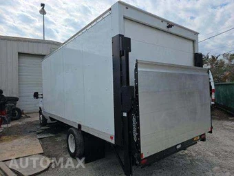 2024 Ford E-350 Cutaway DRW - miniatura 2