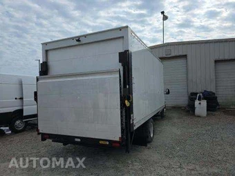 2024 Ford E-350 Cutaway DRW - miniatura 3