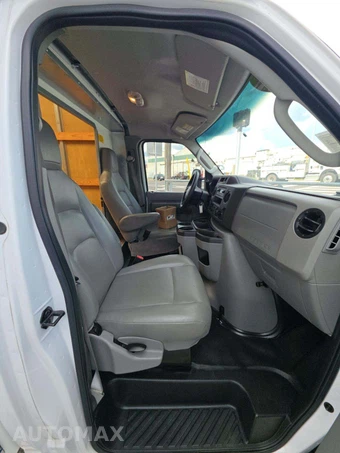 2024 Ford E-350 Cutaway DRW - miniatura 16