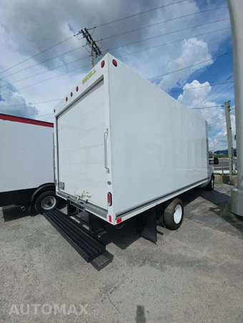 2024 Ford E-350 Cutaway DRW - miniatura 3