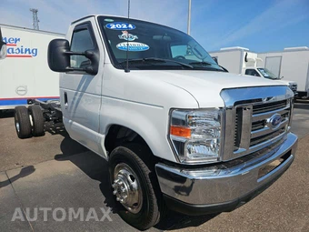 2024 Ford E-450 Cutaway DRW - miniatura 4
