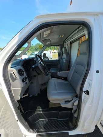 2024 Ford E-450 Cutaway DRW - miniatura 6