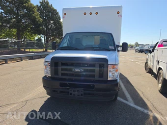 2024 Ford E-450 Cutaway DRW - miniatura 2