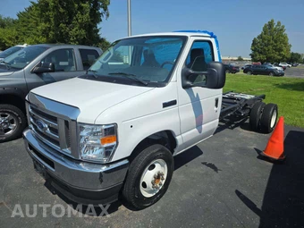 2024 Ford E-450 Cutaway DRW - car from the USA, Manheim Buy-Now listing at AUTOMAX