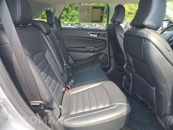 2024 Ford Edge SEL - miniatura 16