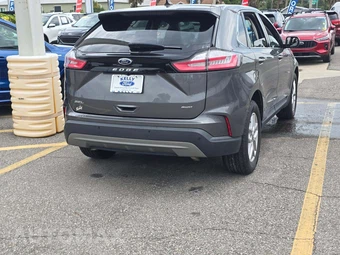 2024 Ford Edge SEL – miniatura 3