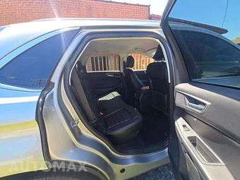 2024 Ford Edge SEL - miniatura 16