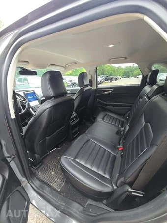 2024 Ford Edge SEL – miniatura 13