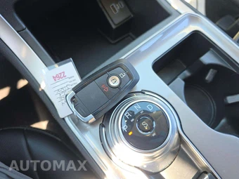 2024 Ford Edge SEL - miniatura 8