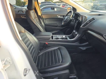 2024 Ford Edge SEL - miniatura 8