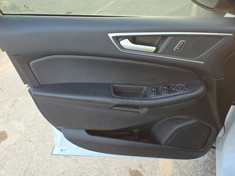 2024 Ford Edge SEL - miniatura 9