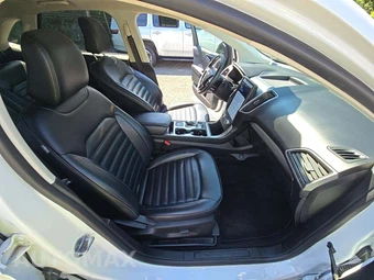 2024 Ford Edge SEL - miniatura 18