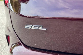 2024 Ford Edge SEL - miniatura 16