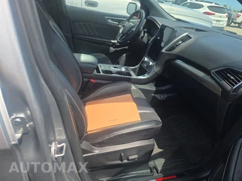 2024 Ford Edge ST - miniatura 8