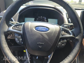 2024 Ford Edge Titanium - miniatura 10