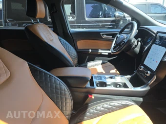 2024 Ford Edge Titanium - miniatura 8