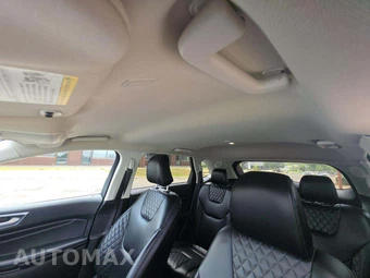 2024 Ford Edge Titanium - miniatura 8