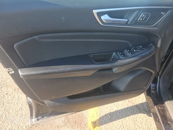 2024 Ford Edge Titanium - miniatura 9