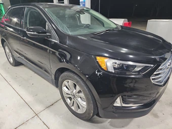 2024 Ford Edge Titanium - miniatura 3