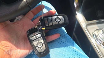 2024 Ford Edge Titanium - miniatura 12