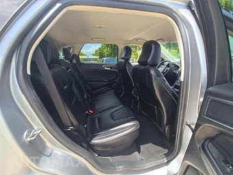 2024 Ford Edge Titanium - miniatura 13