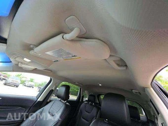 2024 Ford Edge Titanium - miniatura 12