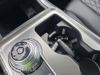 2024 Ford Edge Titanium - miniatura 8