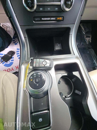 2024 Ford Edge Titanium - miniatura 5