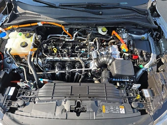 2024 Ford Escape Hybrid ST-Line - miniatura 15