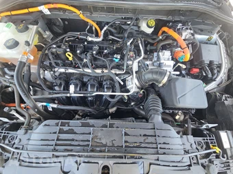 2024 Ford Escape Hybrid ST-Line - miniatura 15