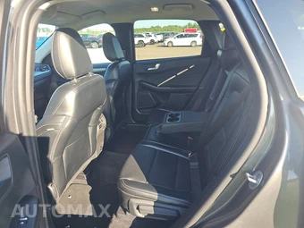 2024 Ford Escape Platinum - miniatura 13
