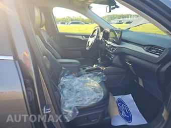2024 Ford Escape Platinum - miniatura 8